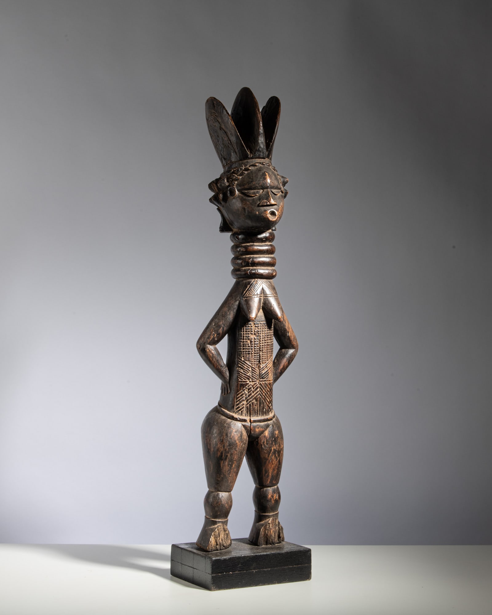 A LARGE AND EXCEPTIONALLY RARE MENDÉ FEMALE FIGURE Sierra Leone Wood This commanding and (1 of 7)