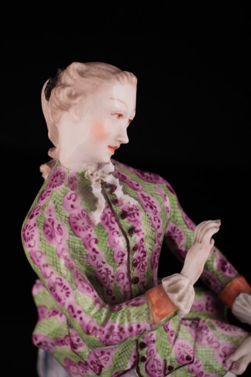 Nymphenburg Porcelain Figure of Lady, Franz Anton (1 of 8)
