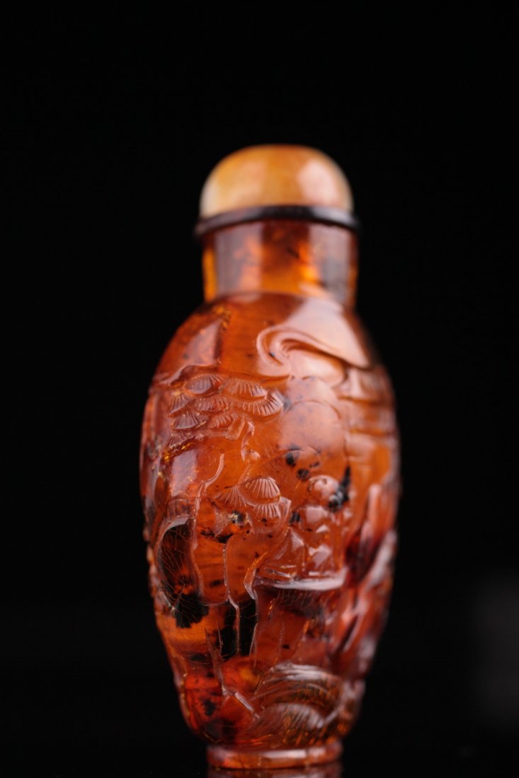 Chinese Carved Amber Snuff Bottle (1 of 5)
