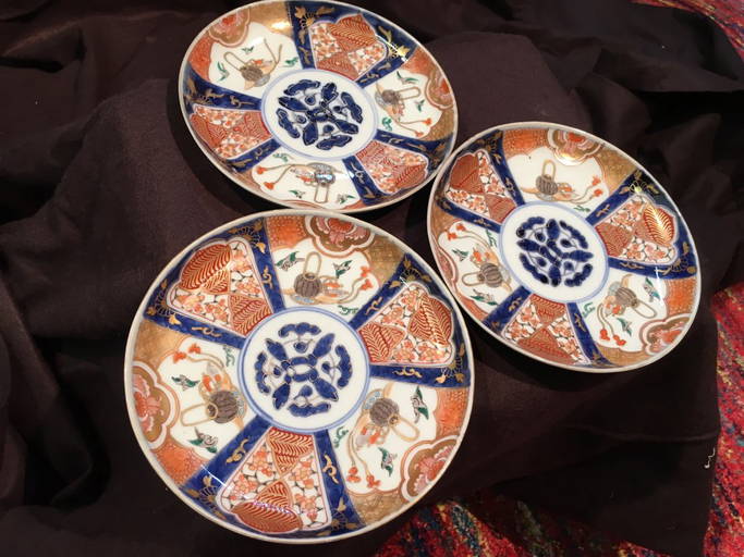 Collection Of Three Imari Japanese Saucer Plates