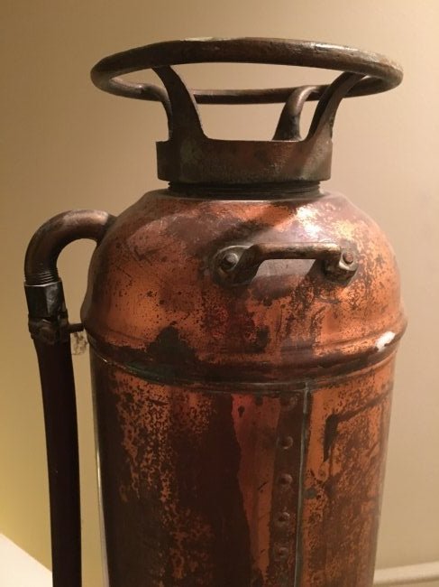 ANTIQUE BUFFALO COPPER FIRE EXTINGUISHER (1 of 11)