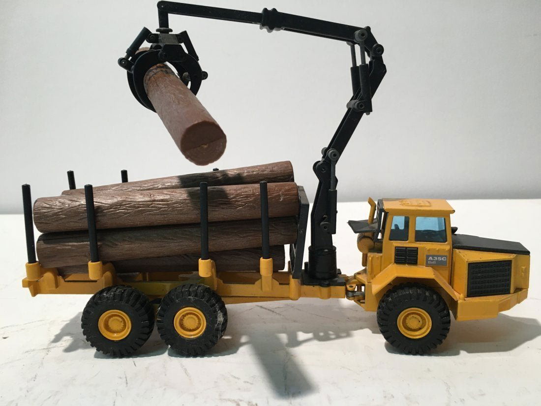 A VOLVO A35C Grapple Skidder Logging Log Loader TOY (1 of 12)