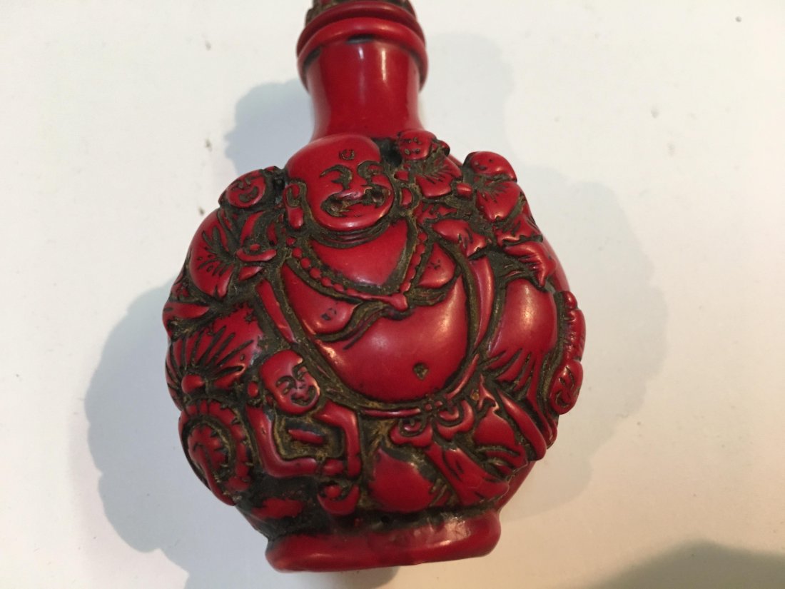 An old Chinese snuff bottle (1 of 4)