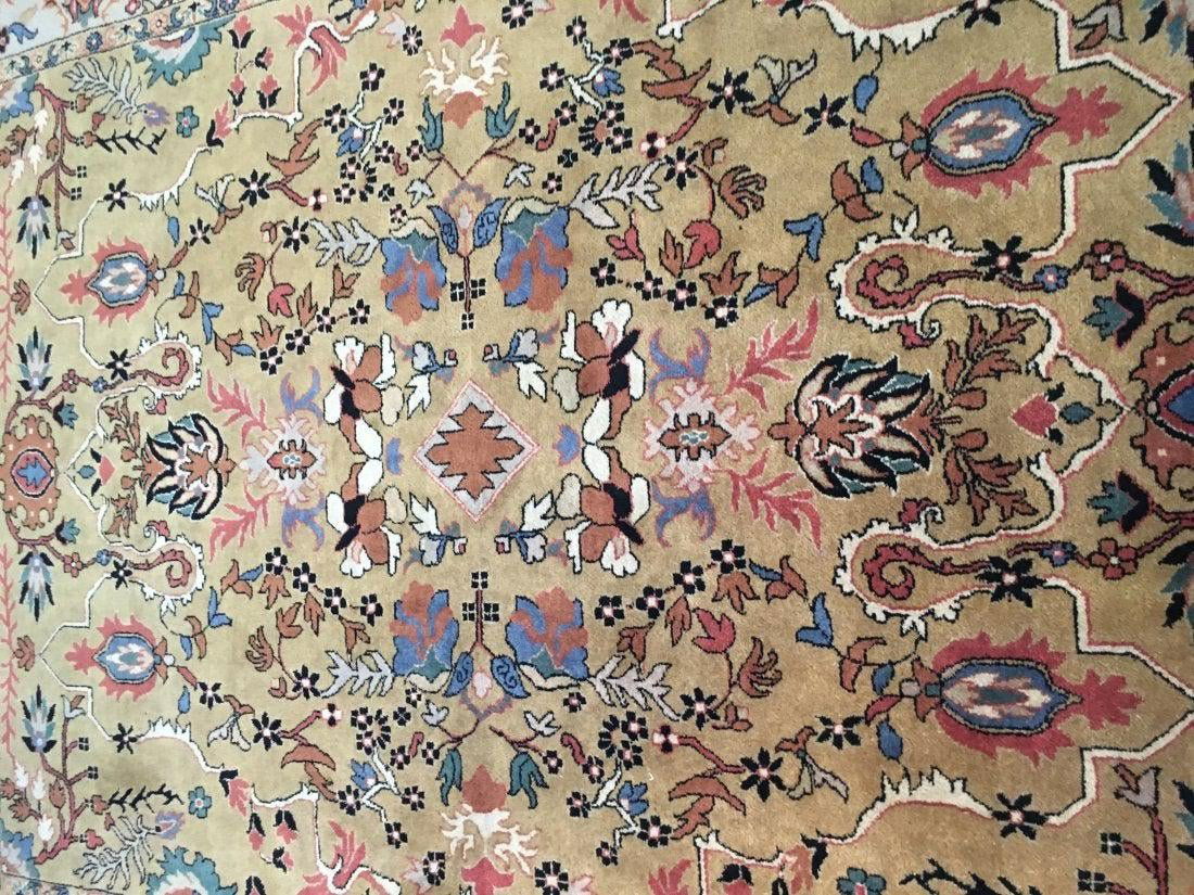 A handwoven Agra Rug (1 of 6)
