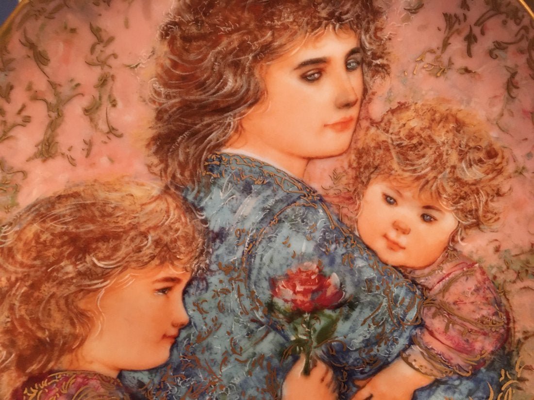 Edna Hibel plate titled Elizabeth, Jordan & Janie: Edna Hibel plate titled Elizabeth, Jordan & Janie measuring 8" 1/2 inches