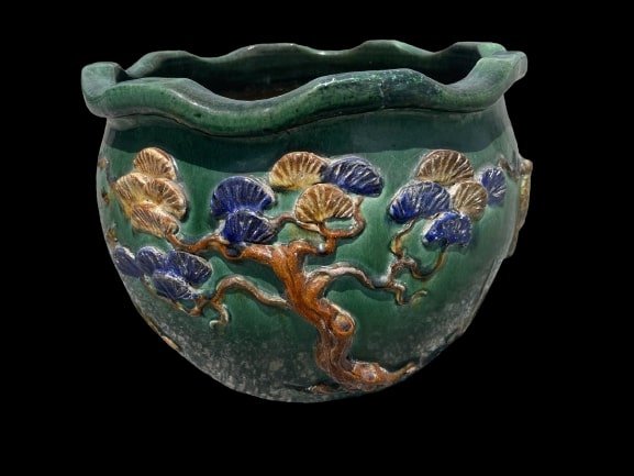 Antique large Italian Majolica pot (1 of 12)