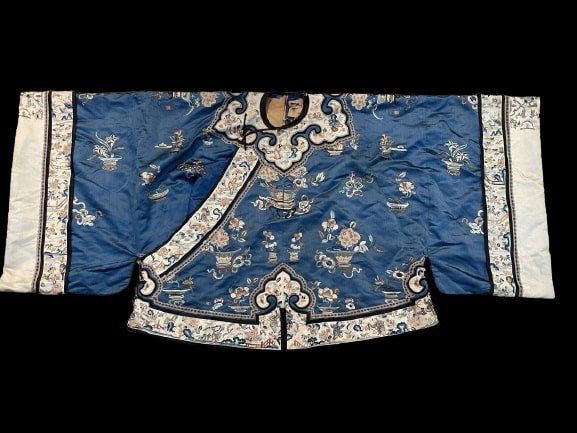 Antique Oriental Embroidered Silk Blue Ground Robe (1 of 18)