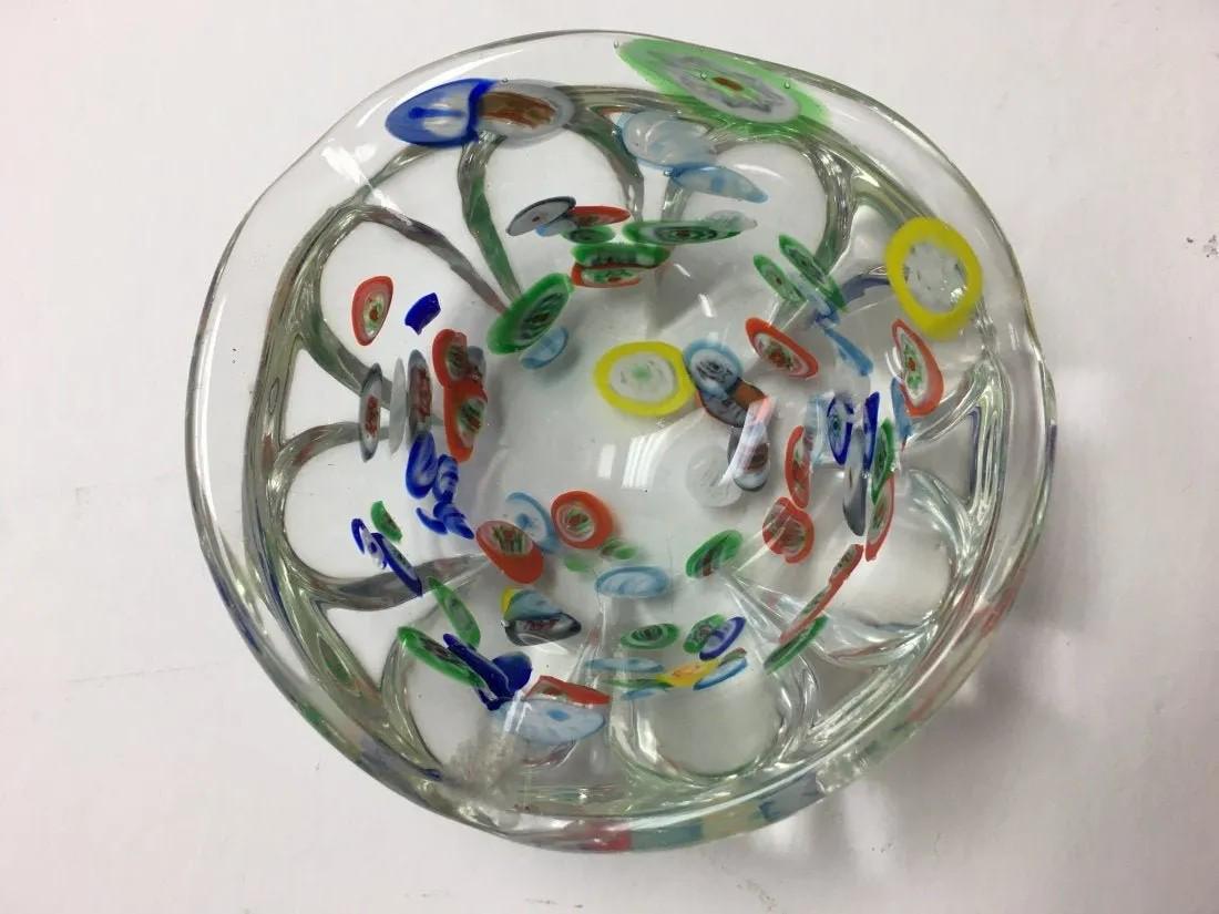 A colorful art glass Ashtray: A colorful art glass Ashtray