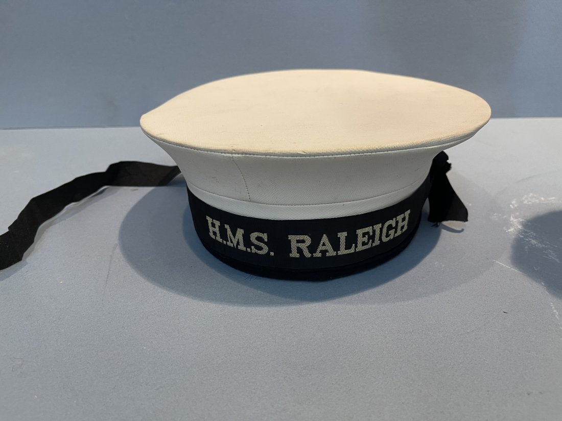 HMS Raleigh Royal Navy Sailor's Round Hat & Tally. (1 of 7)