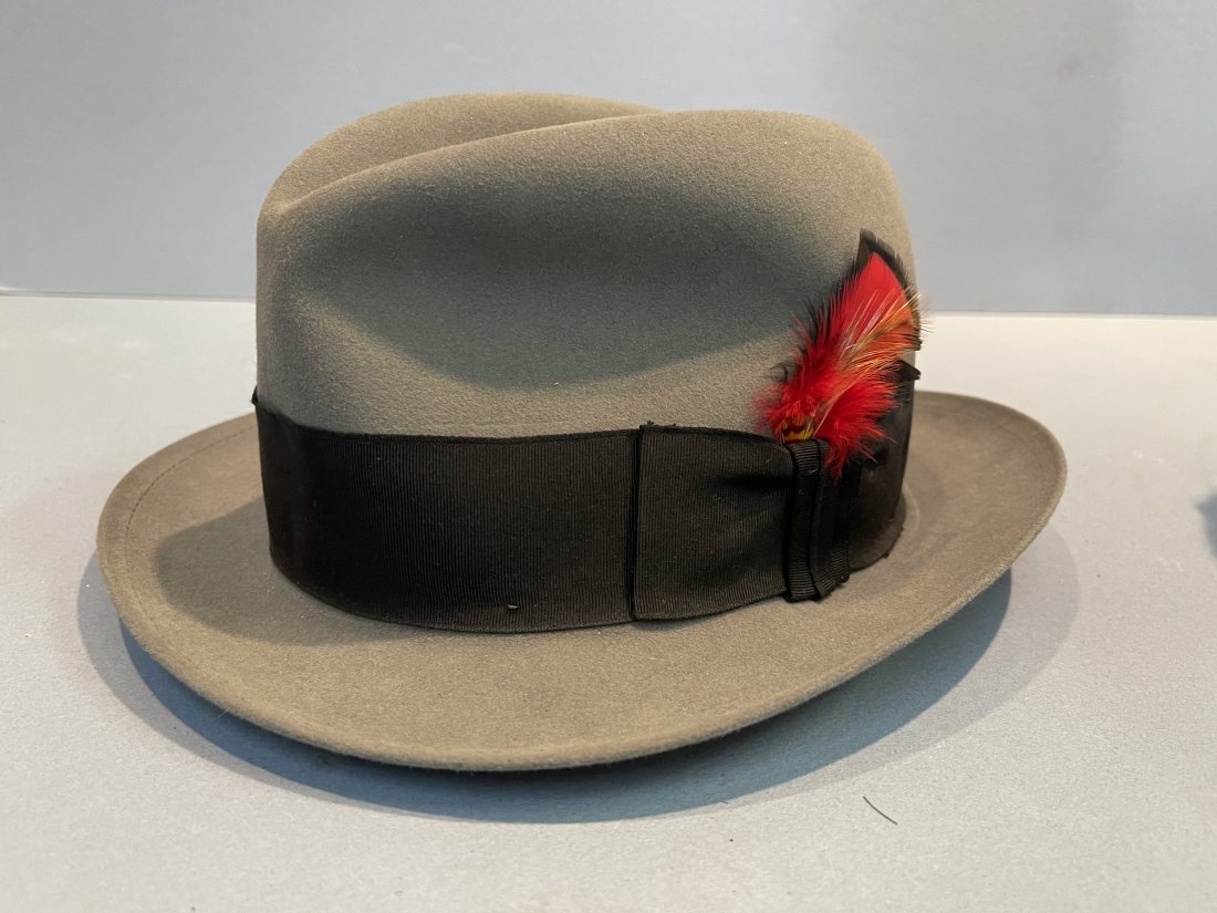 A men's Hat by Dobbs of Fifth Ave New York (1 of 9)
