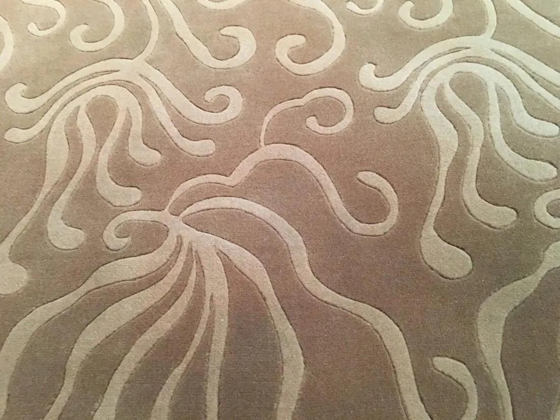 A contemporary Machine Made wool rug (1 of 6)