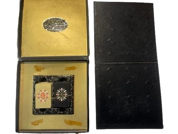 Arrco Vintage Magnetic Playing Cards and Game Board: ARRCO Vintage Magnetic Playing Cards and Game Board. Come in the original brief case which Contains two full sets of cards and the board.
