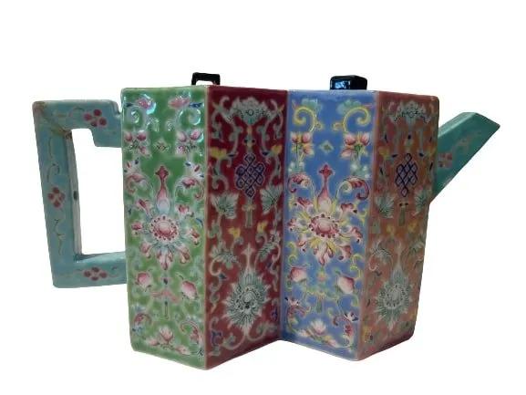 Antique Chinese conjoined hexagonal femille Rose double chamber teapot (1 of 20)