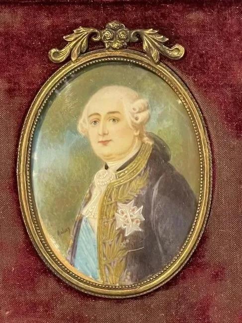 Antique Miniature signed portrait of Louis XVI of France (1 of 12)