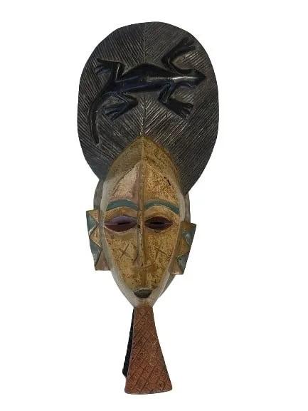 African hand carved decorative wooden Mask (1 of 16)