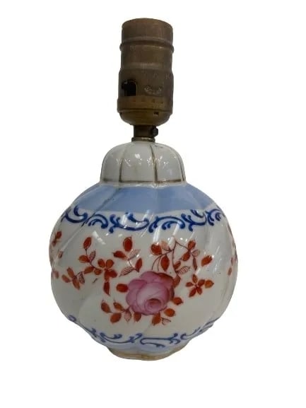 Round Porcelain Table Lamp (1 of 10)