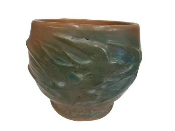 A McCoy swallows in flight Jardiniere Planter pot (1 of 10)