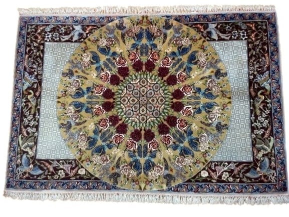 A Persian Isfahan Silk & Wool rug (1 of 17)