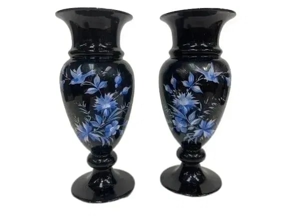 Pair of hand painted decorative glass Vase (1 of 12)