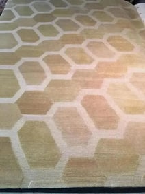 Handwoven Contemporary Tibetan wool Rug