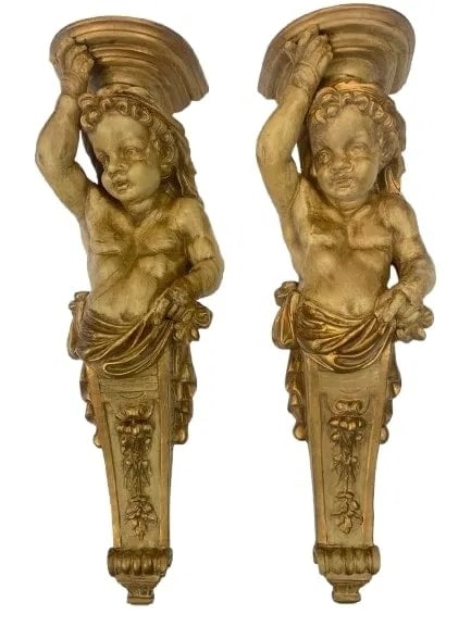 Pair of old European large Cherub wall hanging brackets (1 of 18)