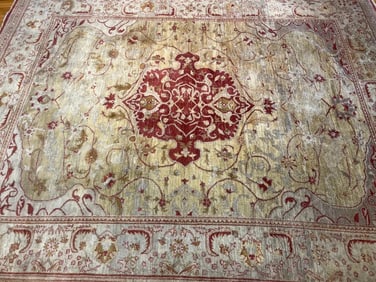 A Pakistan Sultanabad Handwoven Chobi wool rug