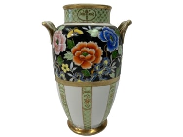 A HAND PAINTED NIPPON PORCELAIN VASE