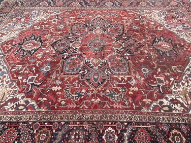 Antique large Persian Heriz hand woven rug 10 ft by 13 ft 6