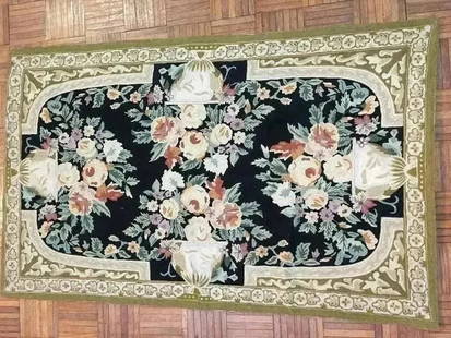 An old Chainstich rectangular tapestry rug: An old Chainstich rectangular tapestry rug measuring 3 feet wide by 5 feet long. Hand made in India. We offer in house shipping of this lot to any USA destination for a flat fee of $ 55 dollars.