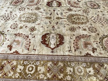 A Massive oversize Hand Woven Pakistan Sultanabad wool rug 14.2 by 19.7