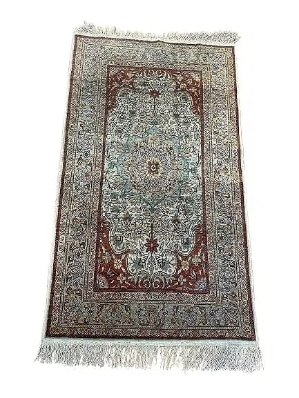 A Turkish Pure SILK hand woven rug (1 of 14)