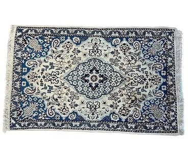 A Persian Nain scatter handwoven rug