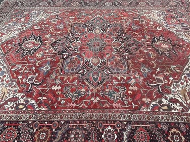 Antique large Persian Heriz hand woven rug 10 ft by 13 ft 6