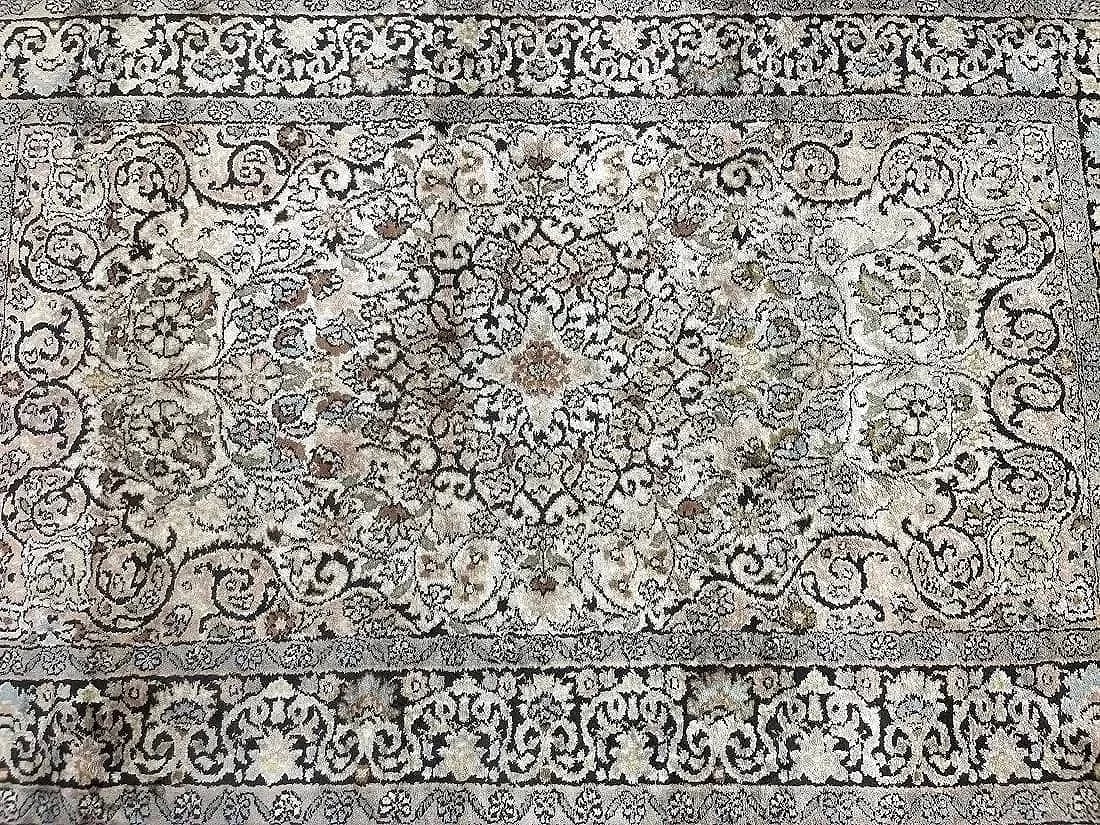 Indian Handwoven Qum kashmiri silk rug (1 of 13)