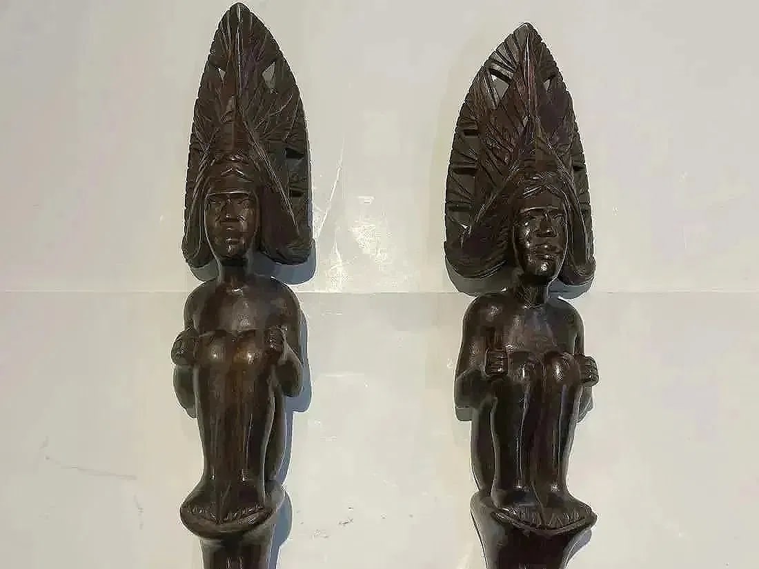 Pair of African Wood hand carved decorative statues - 4