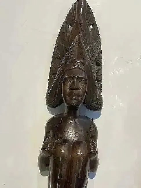 Pair of African Wood hand carved decorative statues - 5