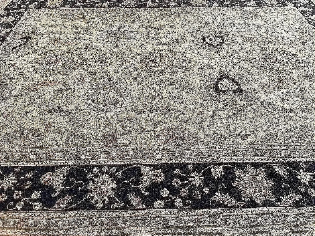 Large Handwoven Soumak Oriental Rug 10 by 14 feet long (1 of 12)