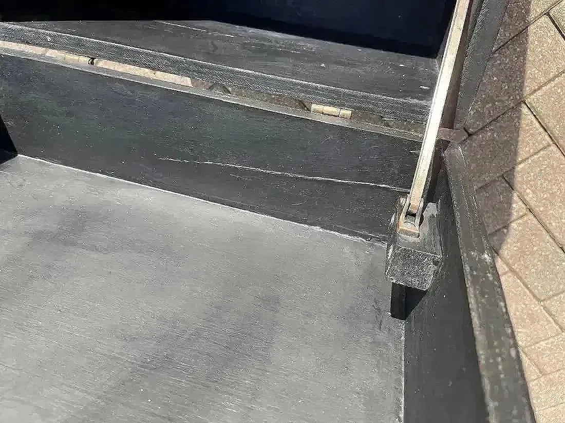 A square blanket chest trunk - 9