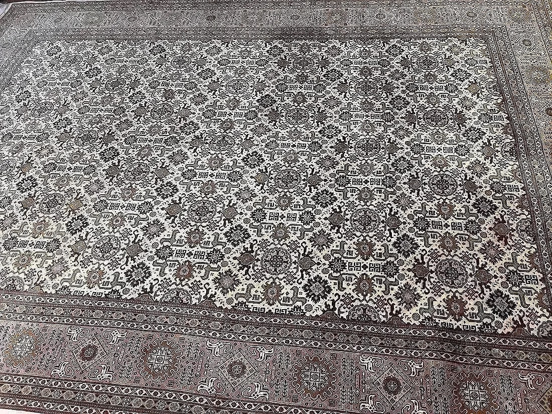 A Persian Tabriz rug - 17