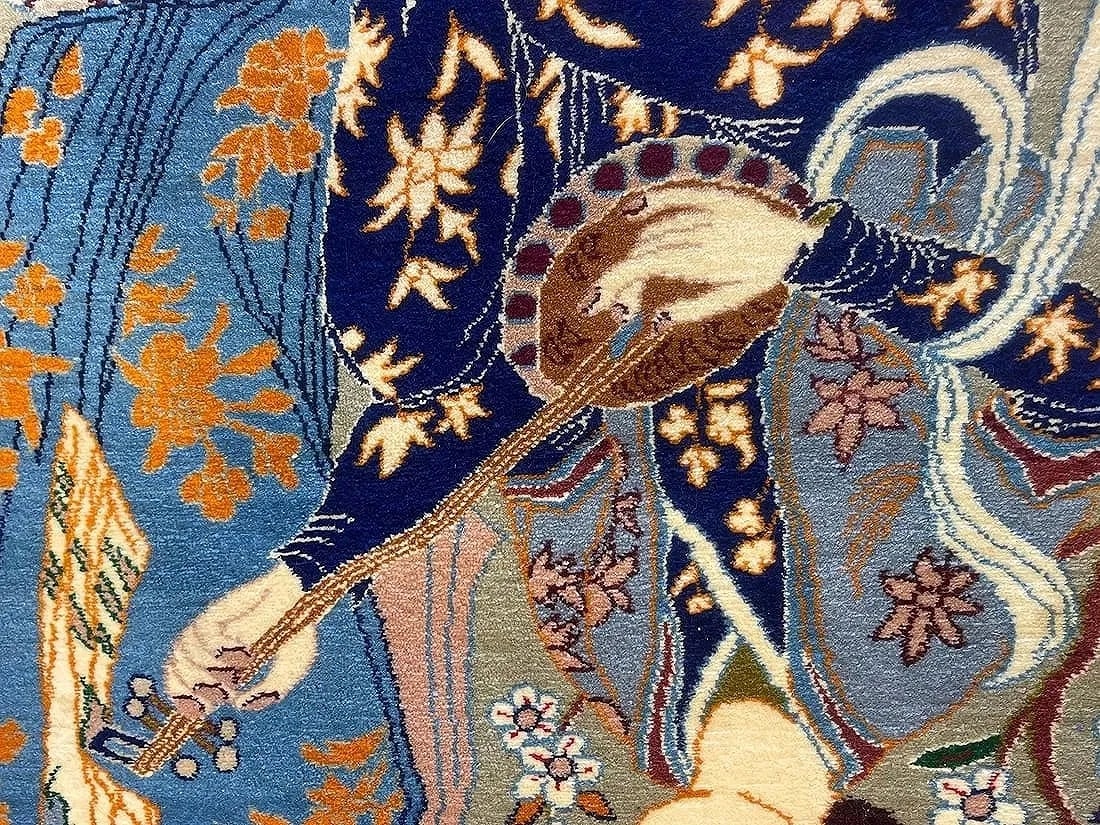 A Persian Isfahan Silk & Wool Pictorial hand woven rug - 6