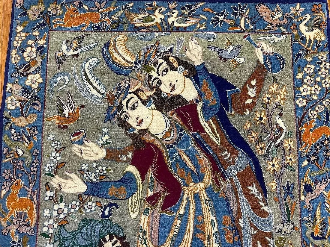 A Persian Isfahan Silk & Wool Pictorial hand woven rug - 7