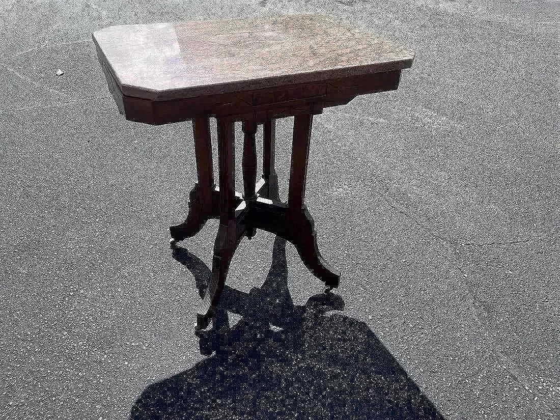 A Victorian Walnut Table with Marble Top - 7