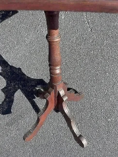 Antique lamp table - 8