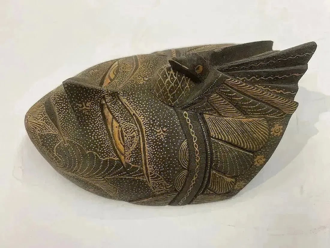A hand carved Java Batik wooden mask - 4