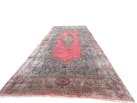 A Palace size Persian Kerman hand woven wool rug 13 feet 7 inches wide by 23 feet 8 inches Long (1 of 20)
