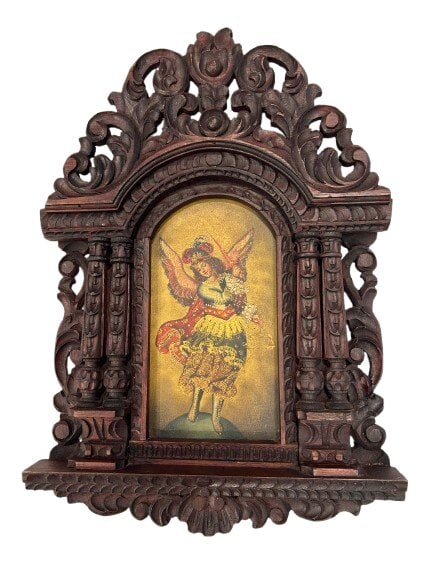 A Peruvian Retablo framed Cuzco school oil painting of an Archangel: A Peruvian Retablo framed Cuzco school alter oil painting of an Archangel. A highly detail baroque inspired attired oil and gold leaf painting housed in a meticulously carved wood frame. Frame