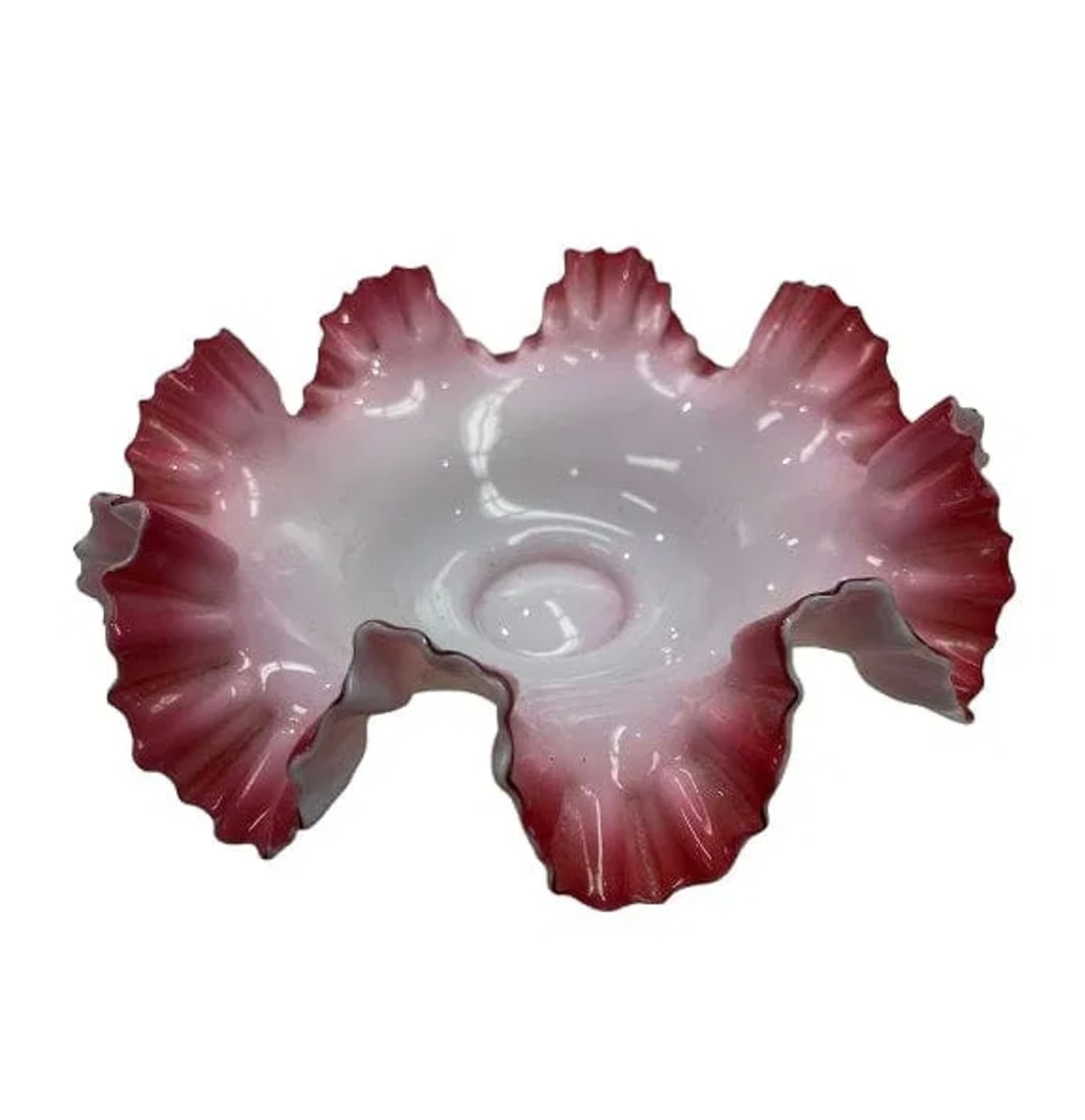 Victorian Fenton Bridal Basket white & red Ruffled Art Glass: Fenton Vintage red & white Opalescent Bowl with Crimped and Ruffled Edge, 10 Inches in diameter.Shipping, As courtesy for all of our buyers, this Item will be dropped off at the winter park UPS store