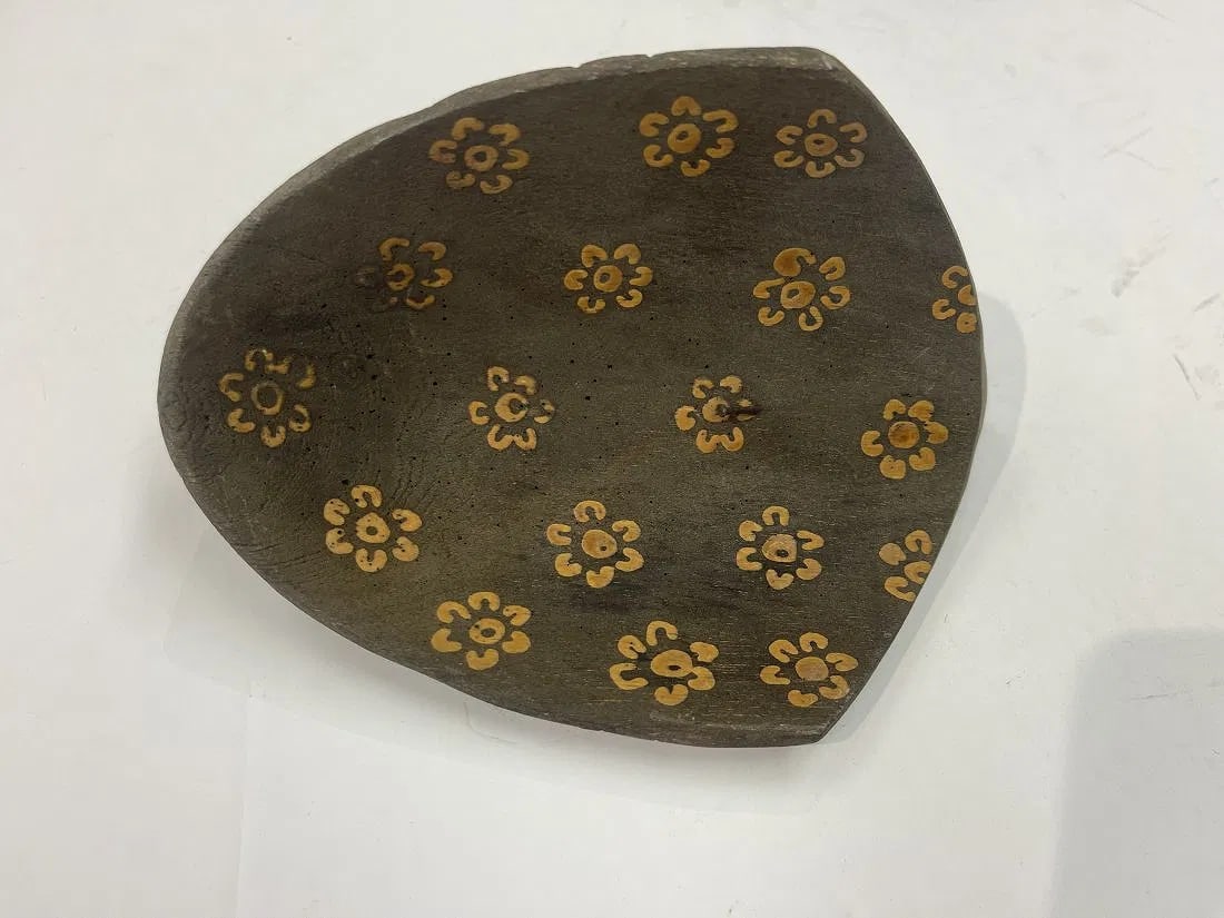 A hand carved Java Batik wooden mask - 8