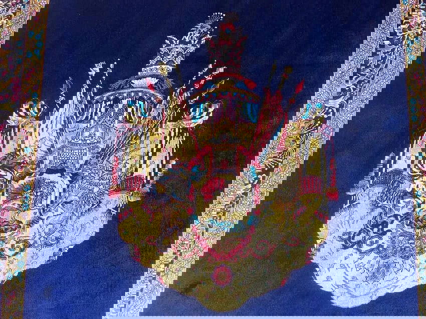 A small square silk rug - 8