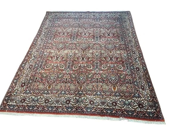 A Persian Bijar hand woven wool rug (1 of 11)